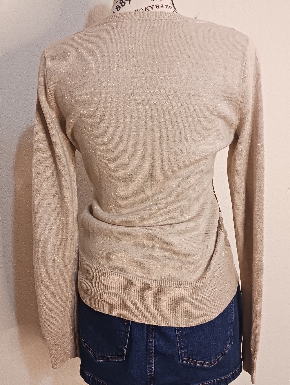 New York & Company Beige and Brown V-Neck Chevron Sweater - Picture 5 of 7